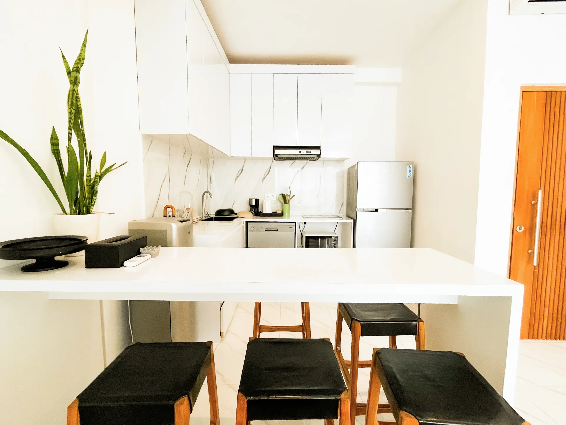 Chic 3BR Apartment at Seminyak - Loft 360 'Unit Canggu' — image 3