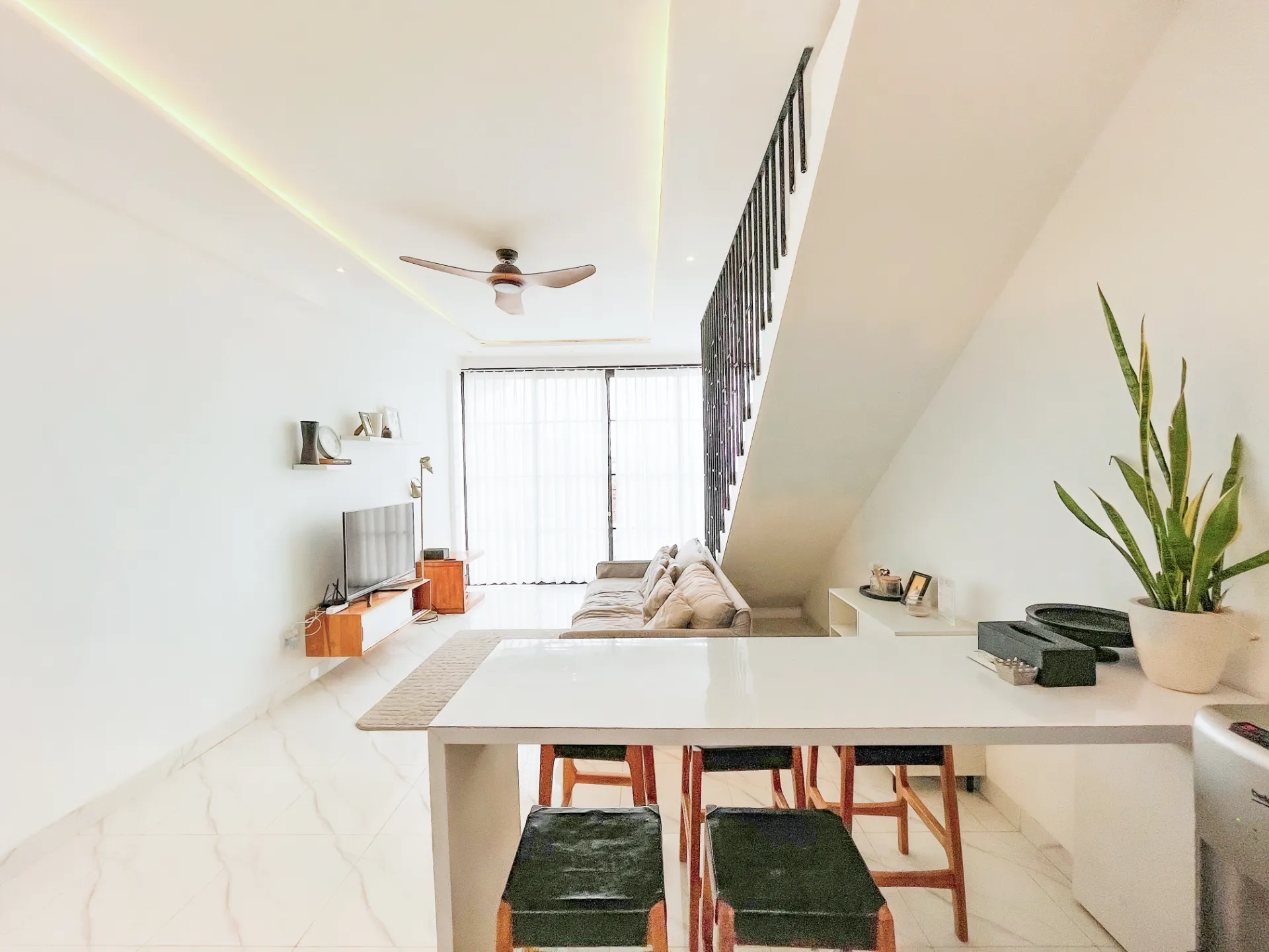 Chic 3BR Apartment at Seminyak - Loft 360 'Unit Canggu' — image 2