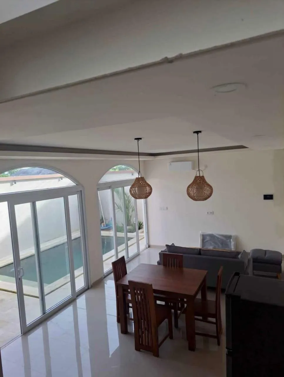 3BR VILLA PERERENAN — image 2