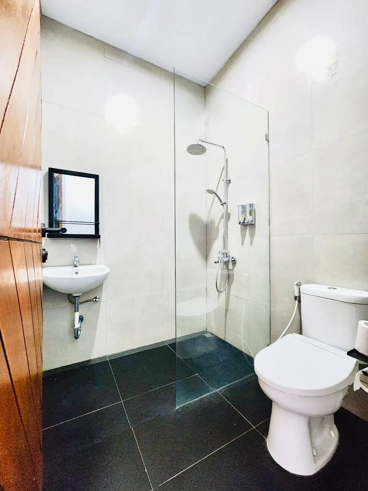 Modern Minimalist 2 Bedrooms Villa in Nusa Dua — image 4