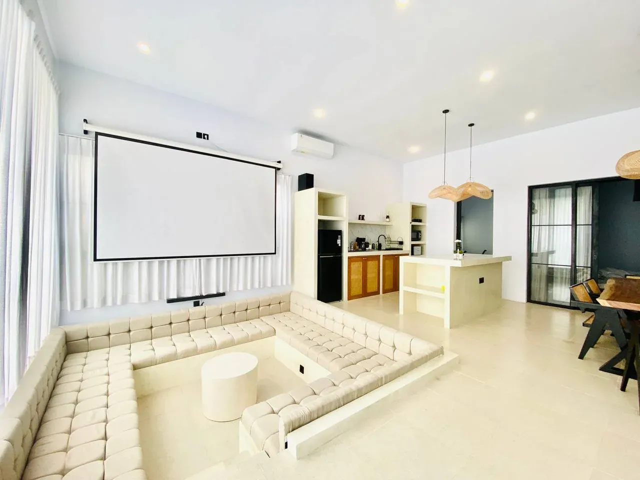 3 Bedroom - Modern Tropical Sanctuary in Padang Linjong -AF169 — image 1