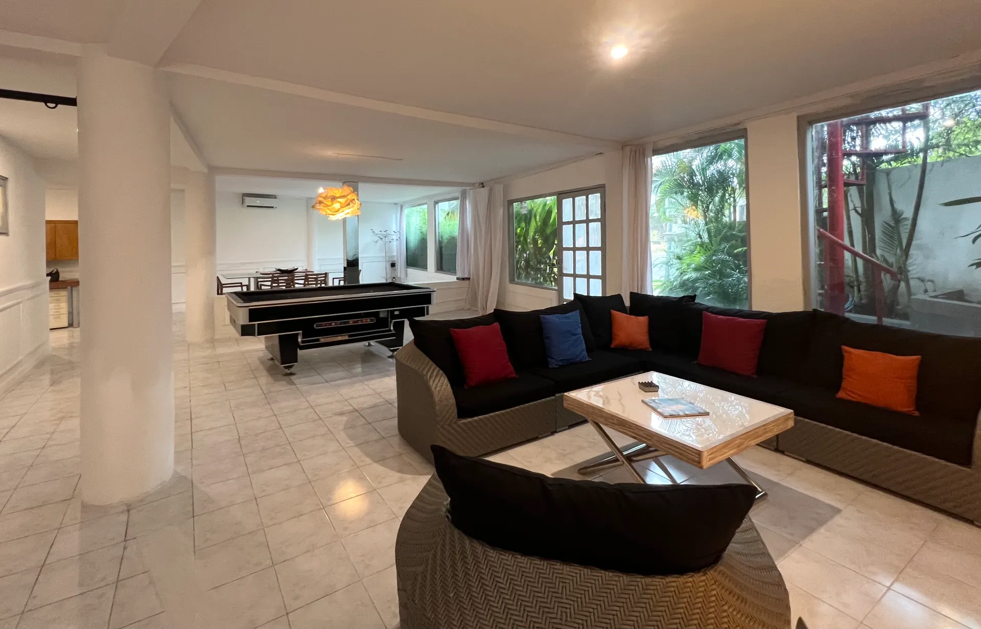 UMALAS LOFT downstairs
