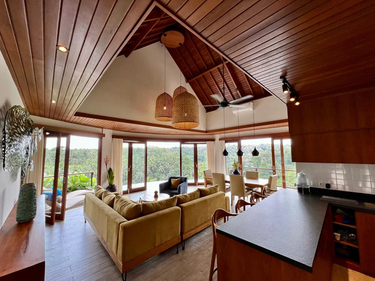 Elegant 2BR Valley-View Villa w/ Private Pool & Ayung River Outlook — image 1