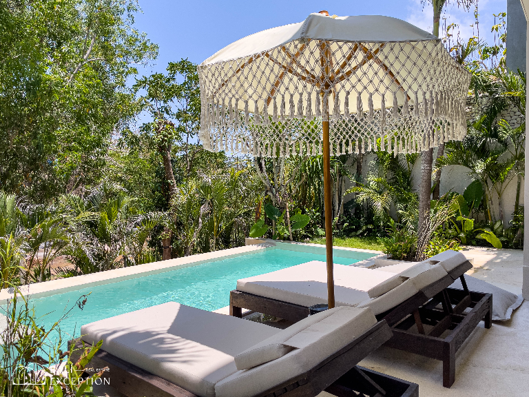 LUXURY VILLA PADANG2 WITH PRIVATE POOL AND ROOFTOP Ocean & Jungle view — image 2