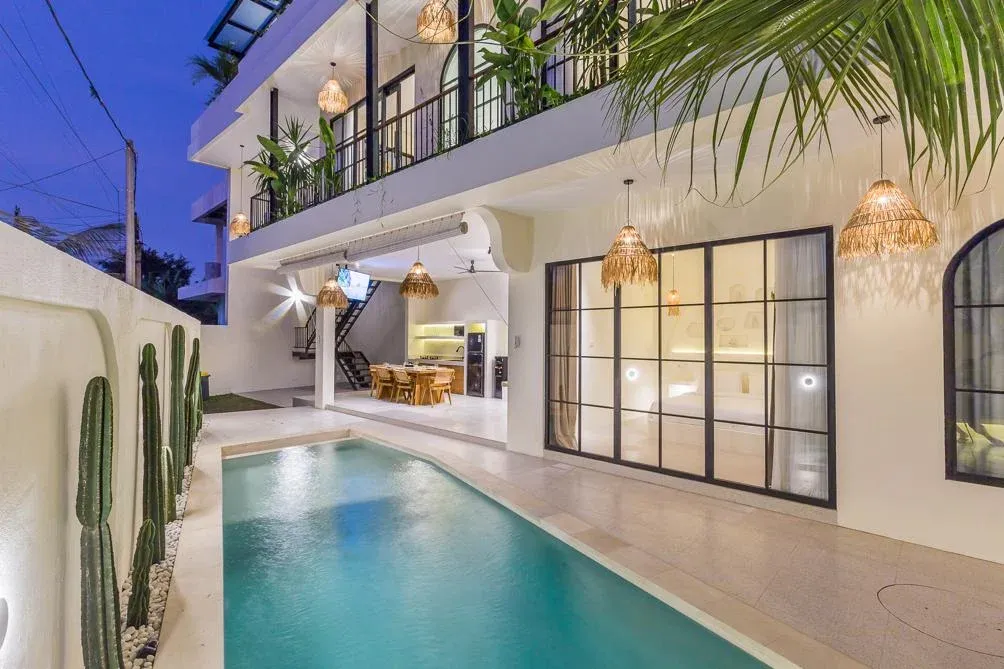 3 BEDROOM MODERN VILLA IN BERAWA - AF588