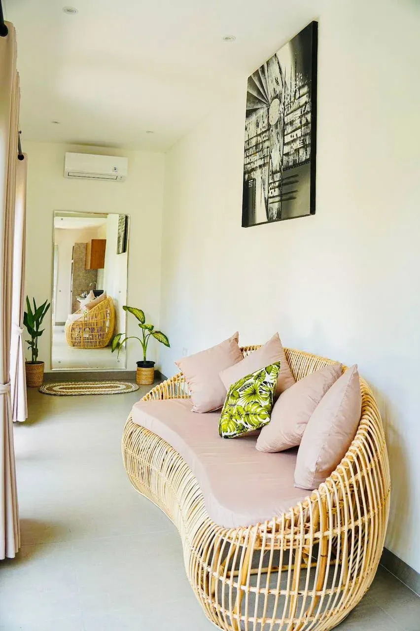 COZY MODERN STYLED 1 BEDROOM VILLA NESTLED IN BERAWA – AF210 — image 1