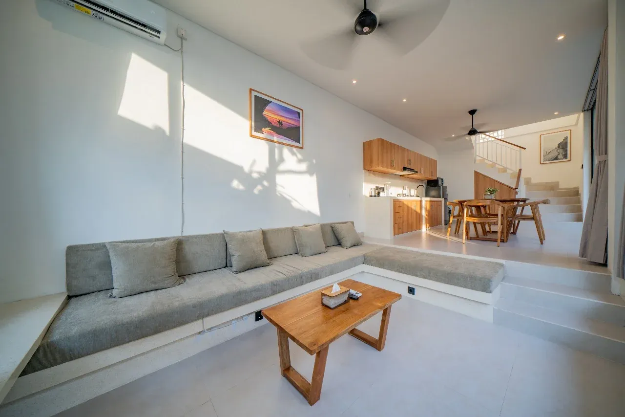 3 BEDROOM VILLA FURNISHED FOR MONTHLY & YEARLY RENT IN CANGGU — image 3