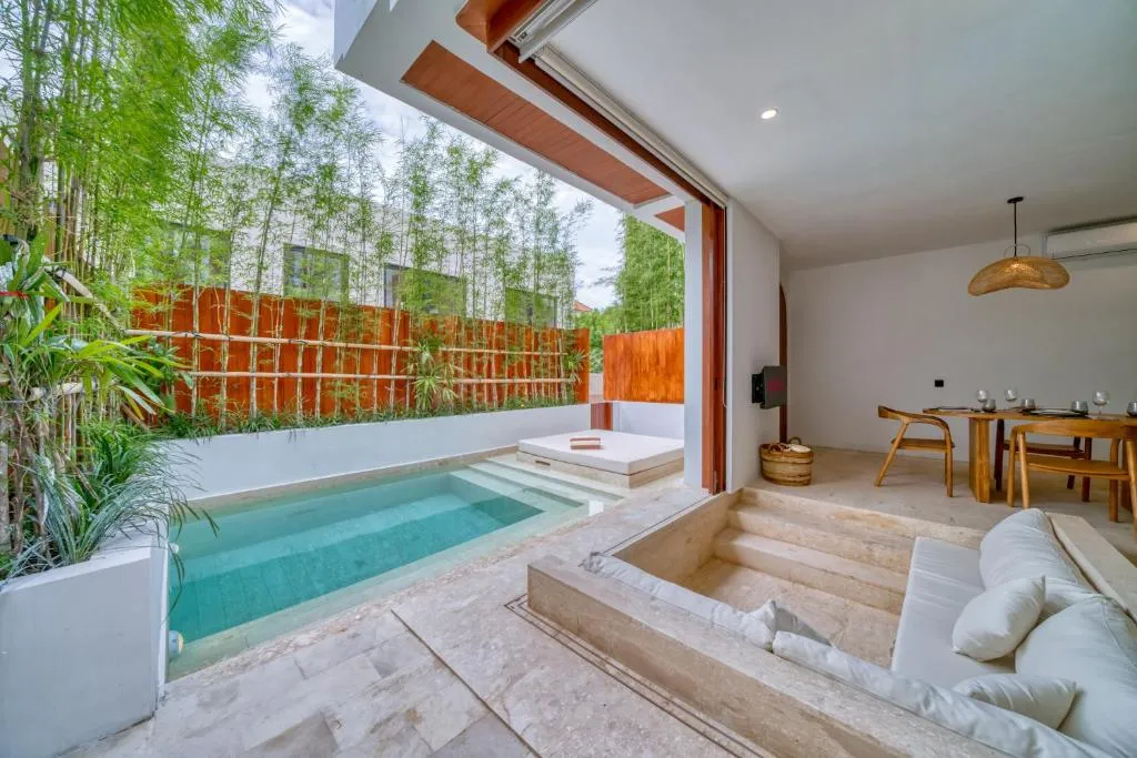 2 BR Villa in Batu Bolong - Canggu — image 2