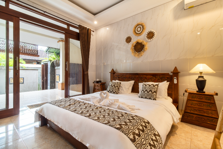 Penestanan Mandala Decorated Villa – Artistic Retreat in Central Ubud