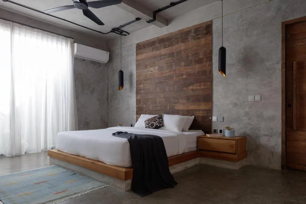 Charming 3BR Joglo Villa for Laid-Back Family Living — image 1