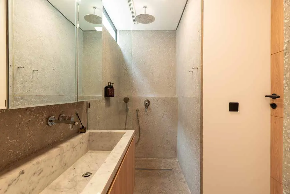 Villa Nakula 6 - Concrete 2BD Villa w/ Pool & Nature View - Berawa — image 2