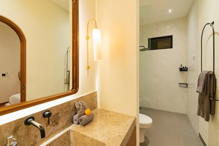 Villa For Rent 3 Bed In Batu Bolong Canggu Bali PO-3872 — image 4