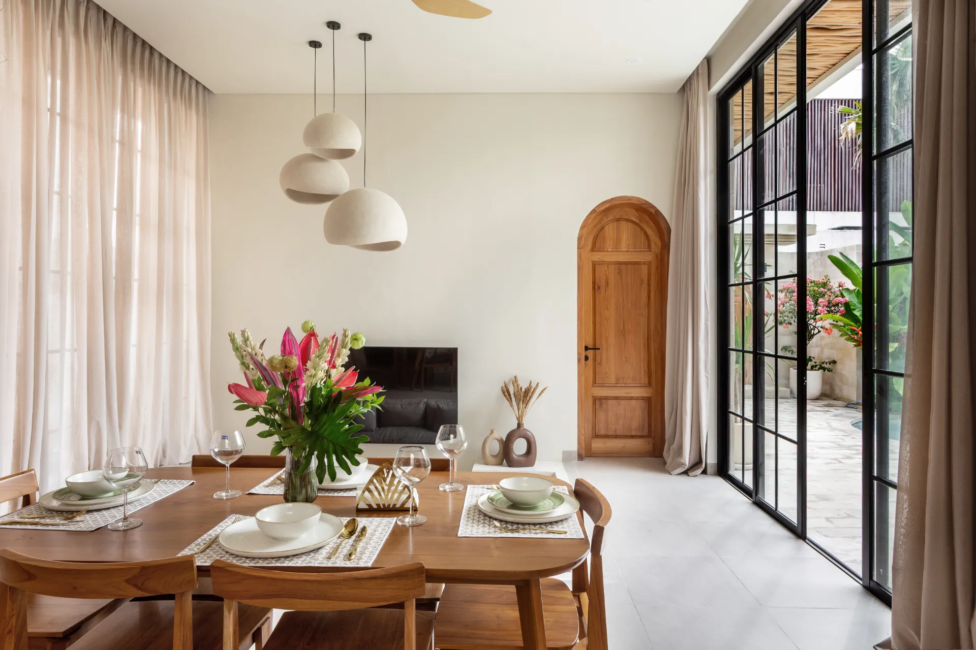 2BD Villa Aura Seseh — image 2