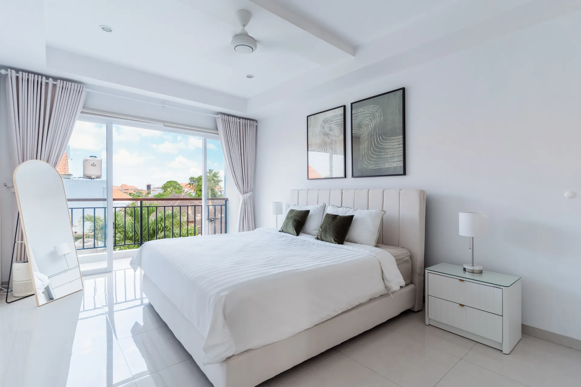 PRICE DROP! Stylish 2BR Villa + Office in Prime Canggu – Walk to Cafés! — image 3
