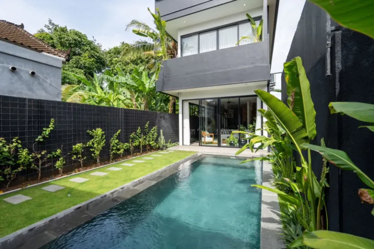 3 BEDROOM FULLY FURNISHED VILLA – 2 STORIES IN PREMIUM LOCATION TUMBAK BAYUH — image 4