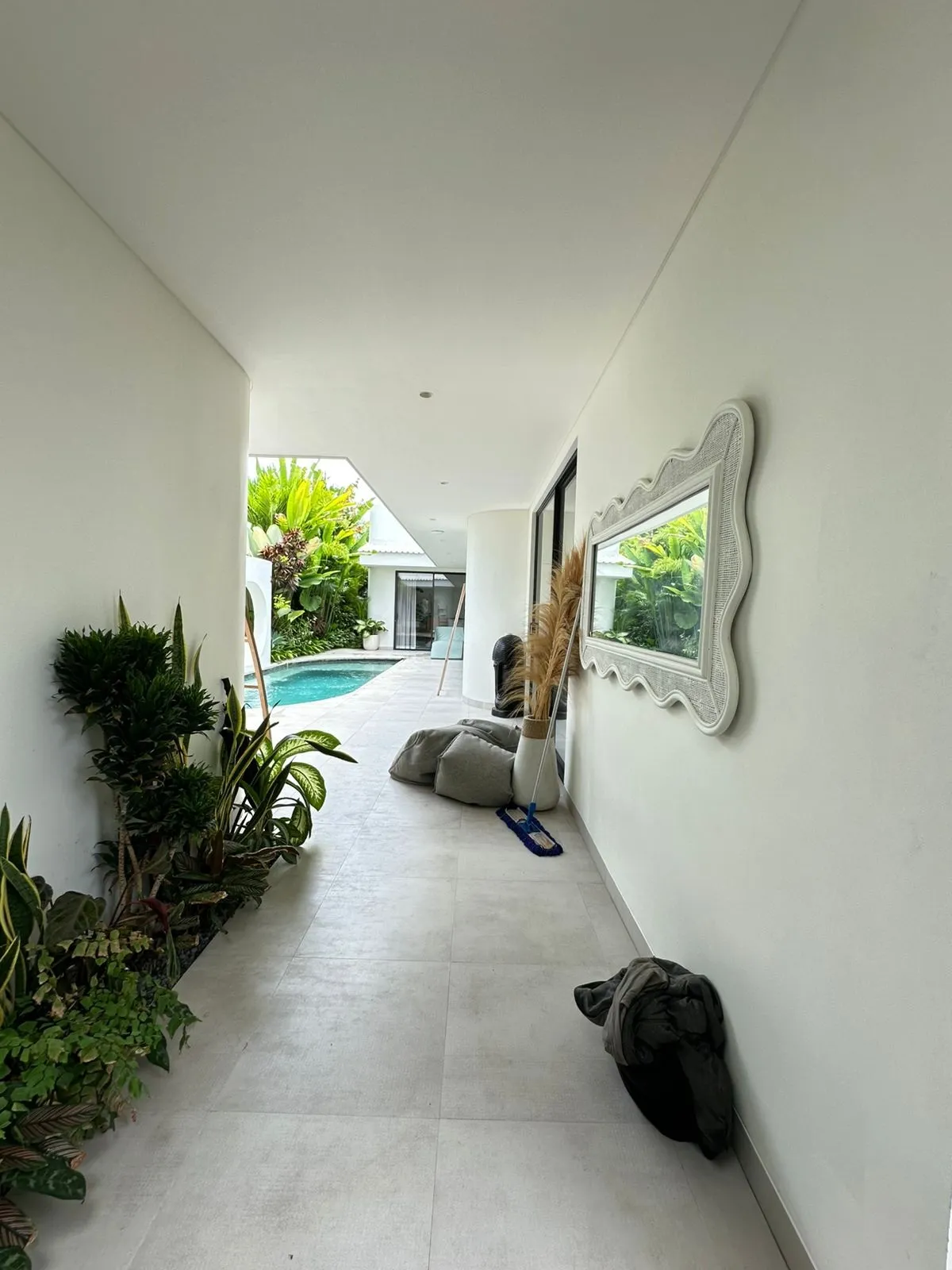 Villa For Rent 3 Bed In Berawa Badung Bali KN-3884 — image 3