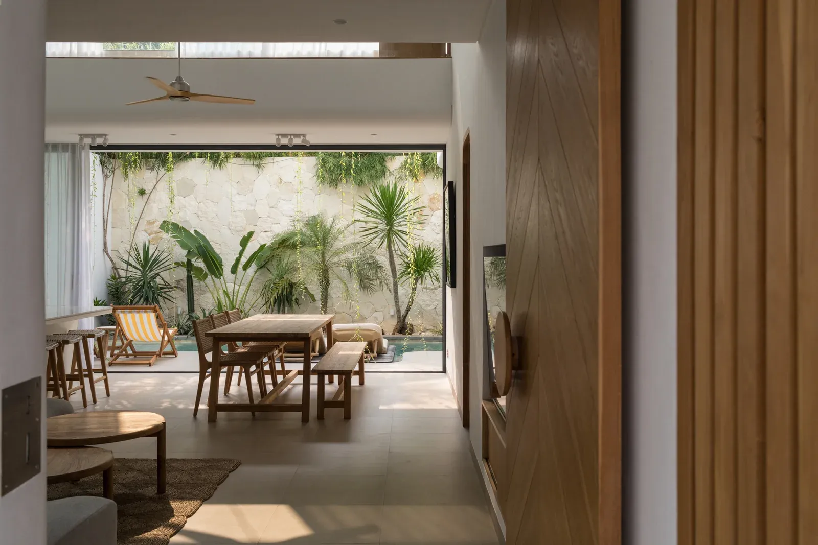 3 BEDROOM LUXURY VILLA IN BERAWA – AF599 — image 3