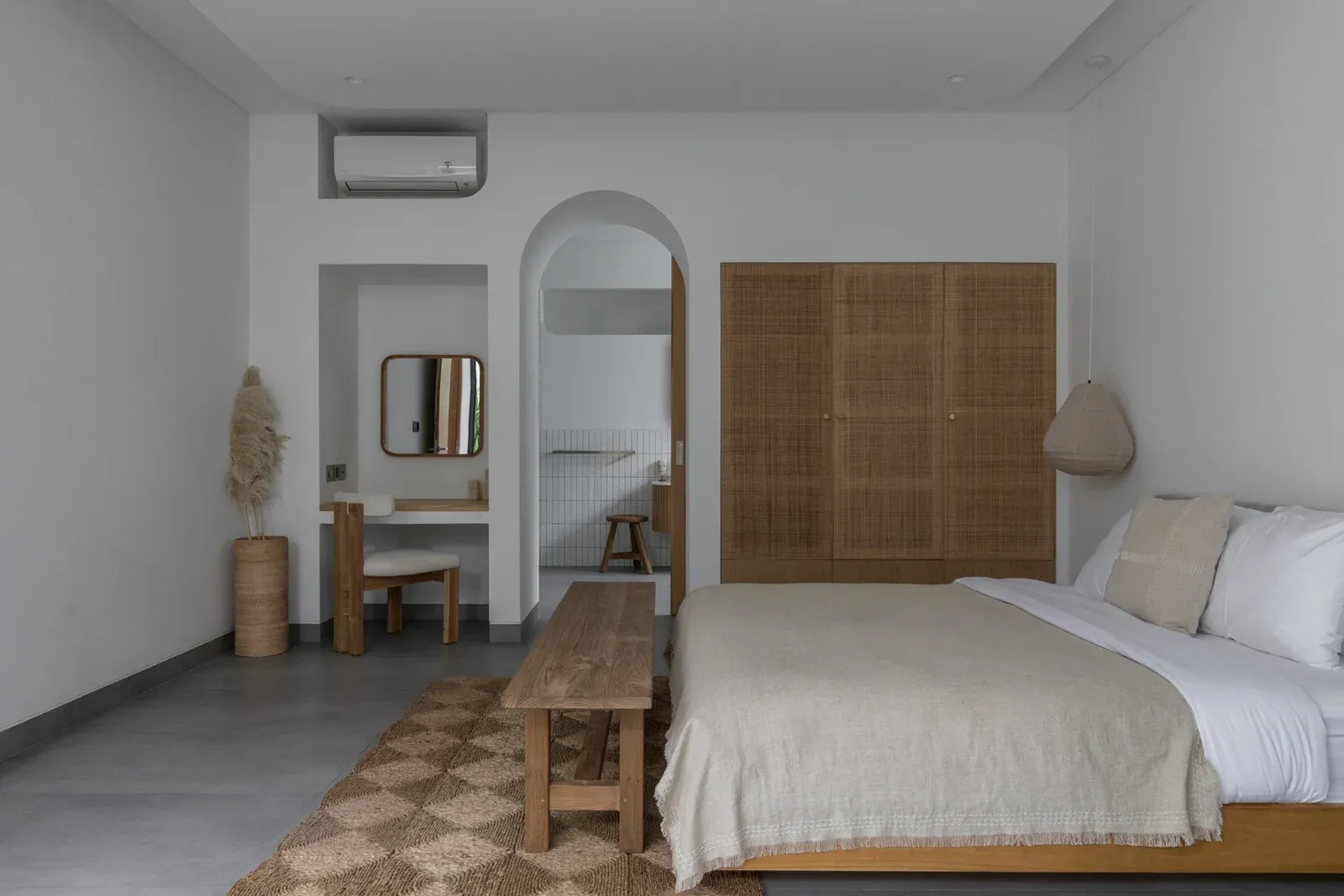 4 BEDROOM LUXURY VILLA IN BERAWA – AF600 — image 3