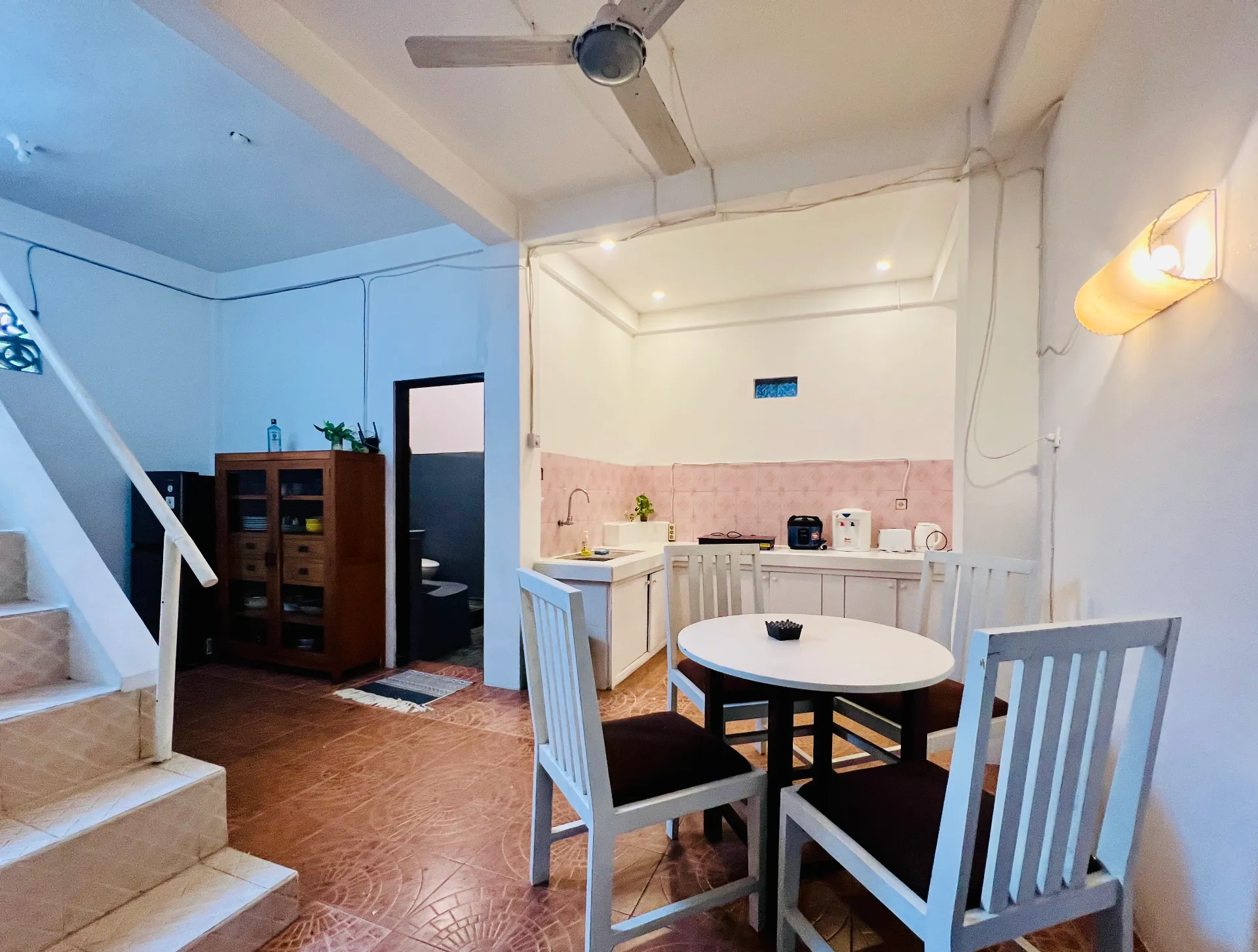 House — image 1