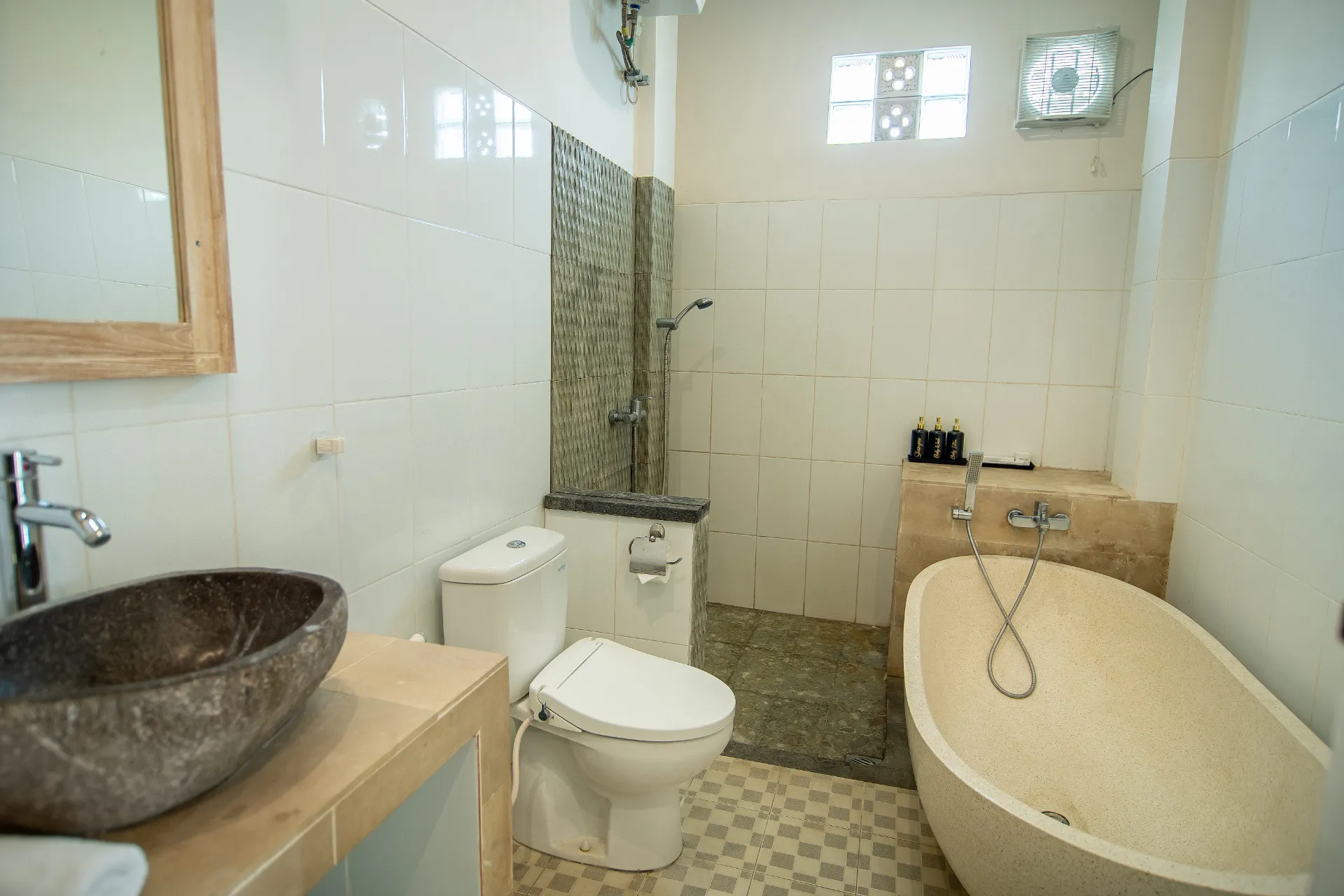 2 Bedroom Villa with Private Pool and Kitchen