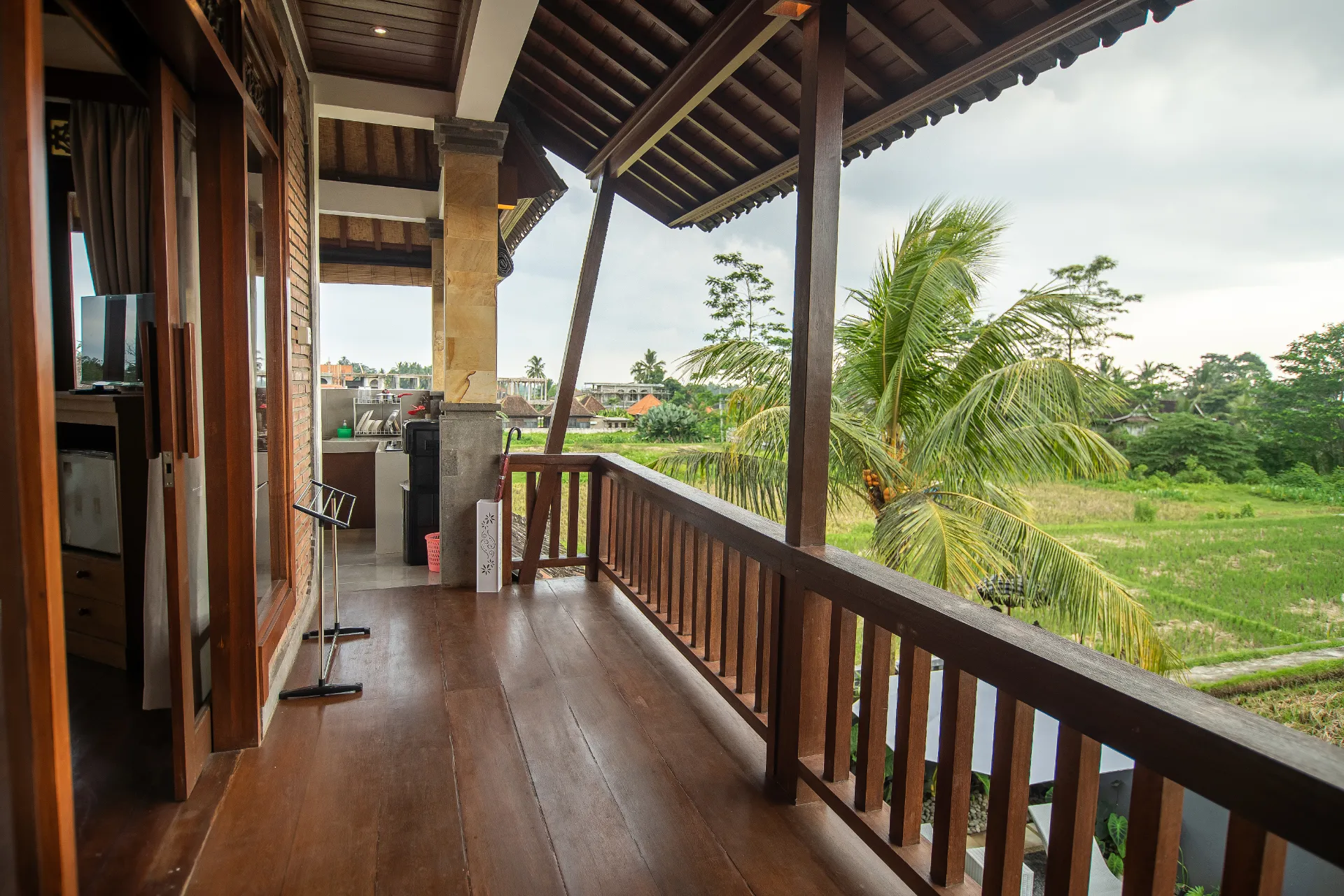 2 Bedroom Villa with Private Pool and Kitchen — image 2