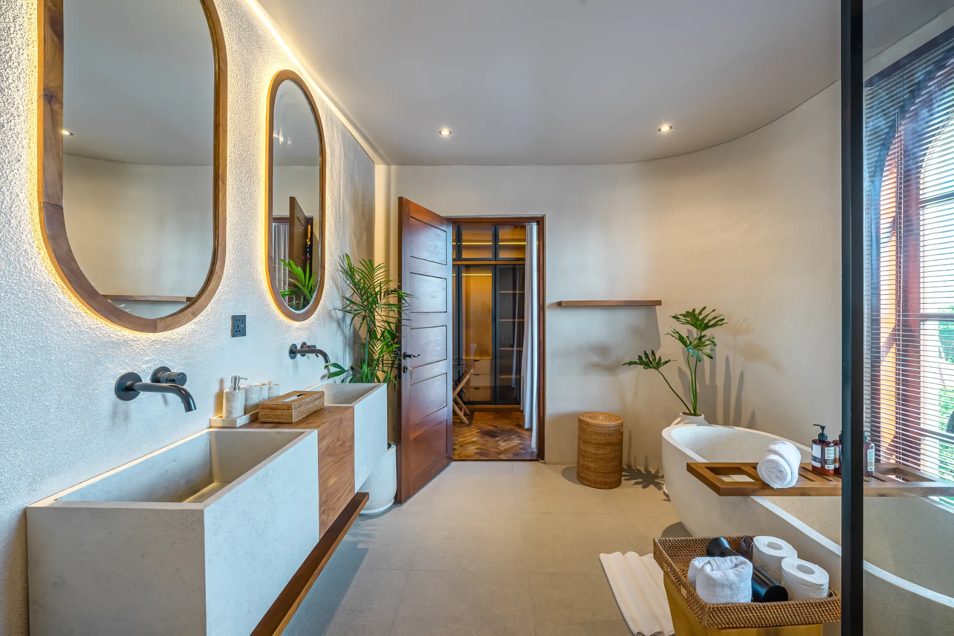 Villa Root - Brand New Modern 2-Bedroom Villa in Umalas — image 4