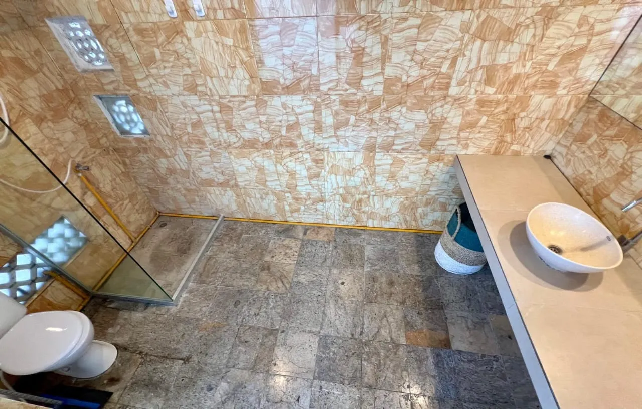 3BR HOUSE IN KEROBOKAN — image 4