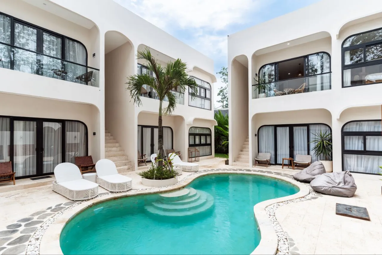 Chic 1BR Apartment for Rent – Near Bingin Beach ☀️