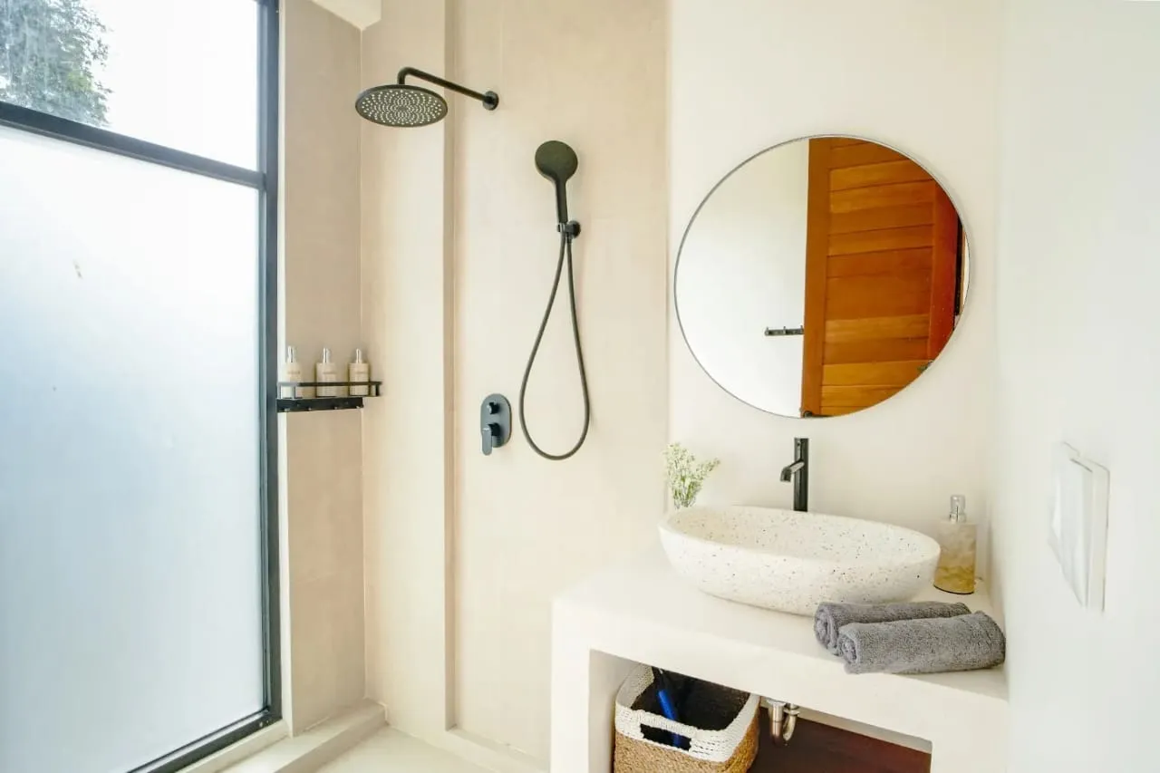 Modern Villa For Rent 2 Bed In Padonan Canggu PO-3894 — image 1