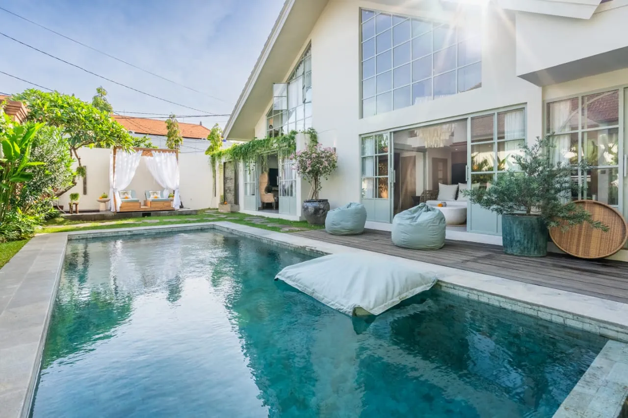Luxury villa 4BR in Seminyak