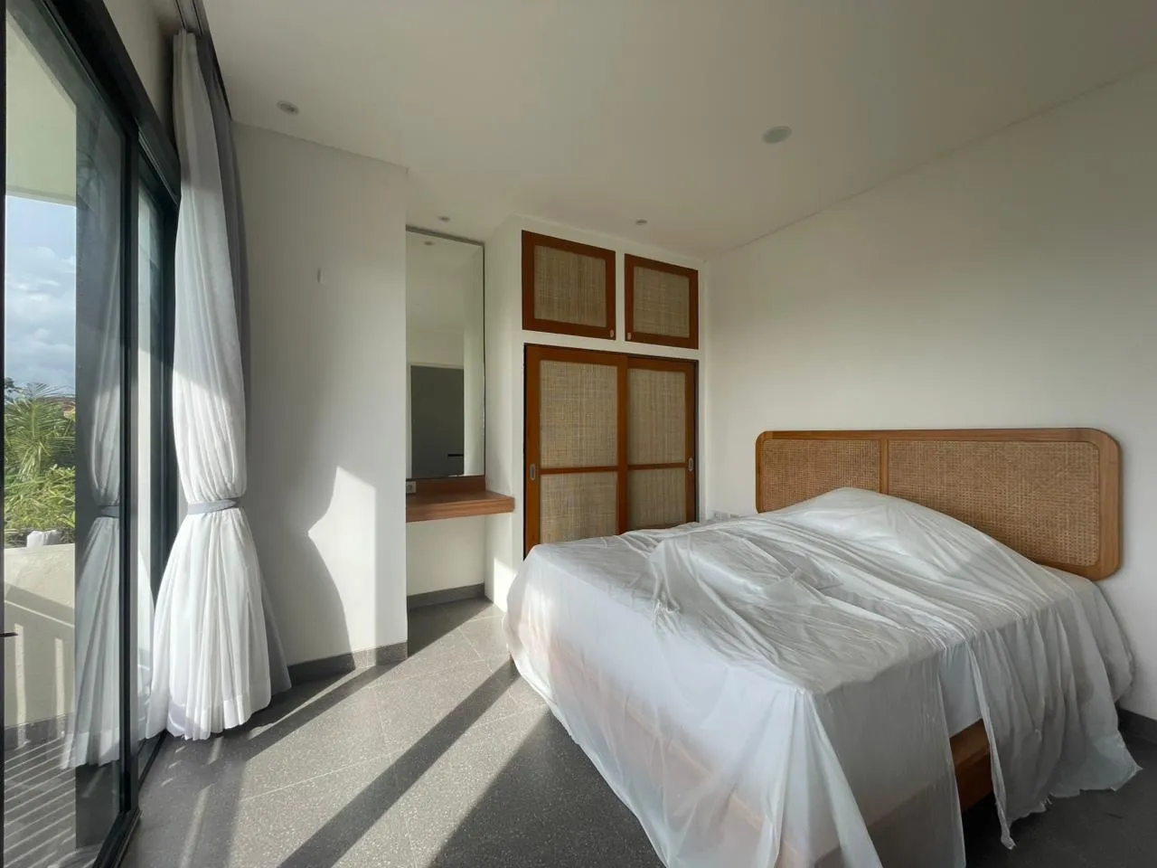 Villa For Rent 2 Bed In Seseh Badung Bali KD-3903 — image 4