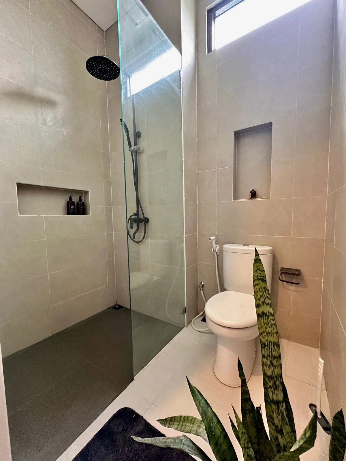 2BR Modern Villa at Kedungu — image 4