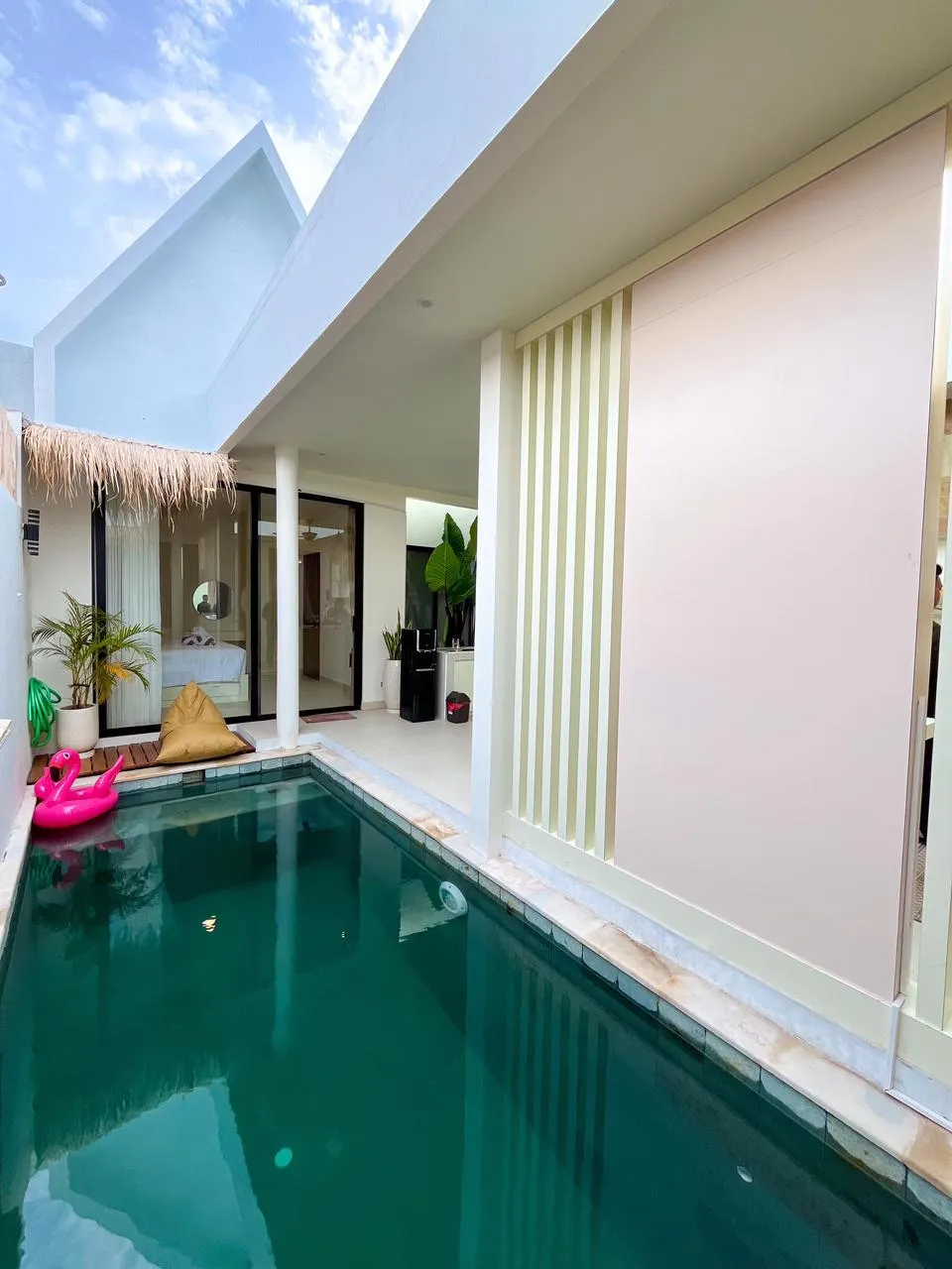 Brand New 2 Bedroom Villa for Rent or Sale in Kerobokan Bali — image 3