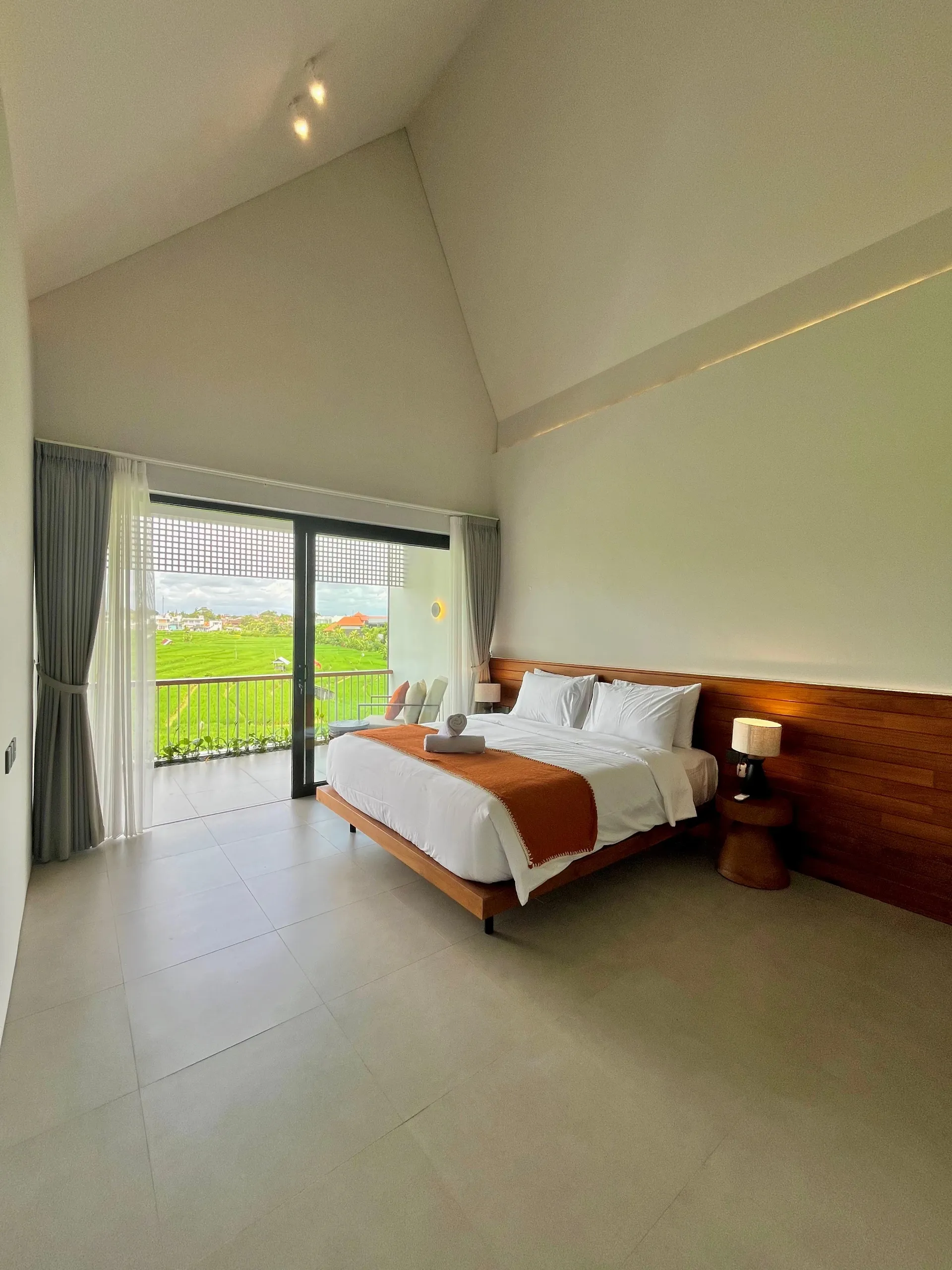 NEWLY BUILT LUXURY VILLA IN BABAKAN KUBU CANGGU - FLOOD-FREE AREA