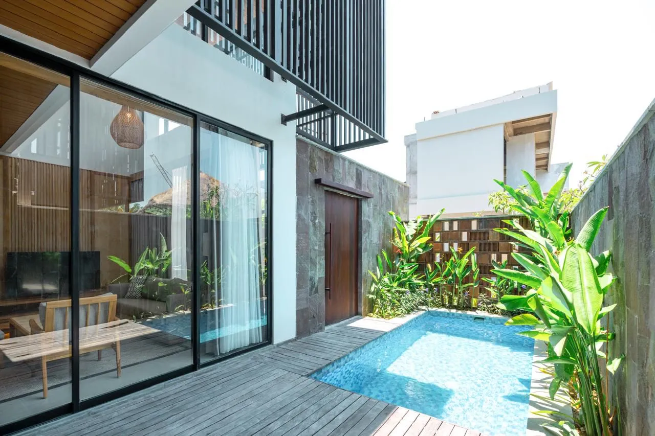 3 BR VILLA IN KAYU TULANG CANGGU