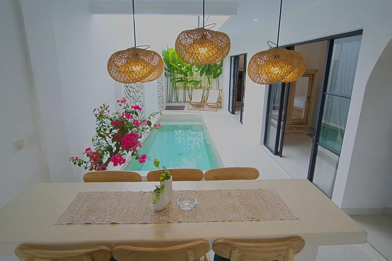4BR Villa Munggu Canggu