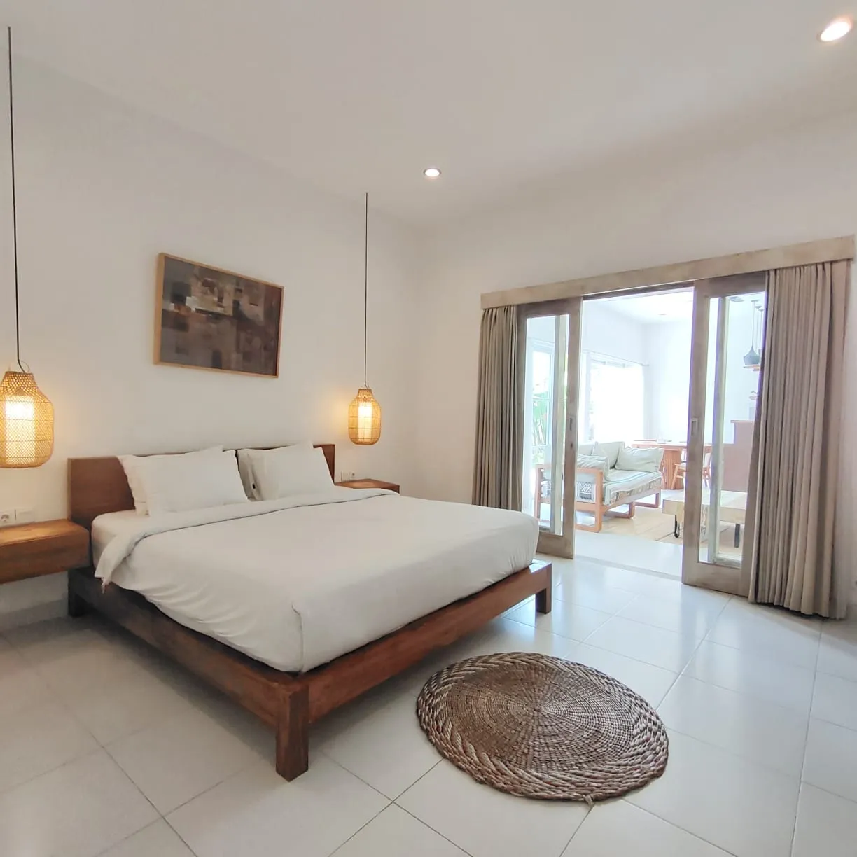 3 Bedrooms Villa with Garden in Canggu — image 2
