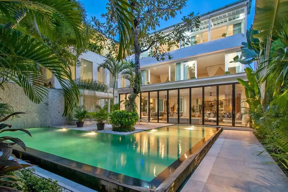 Luxury 5-Bedroom Ocean View Villa – Batu Belig