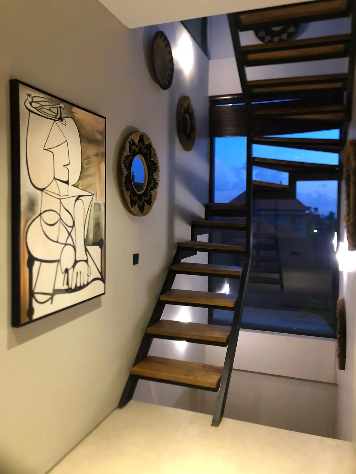 GREY STONE VILLA — image 4