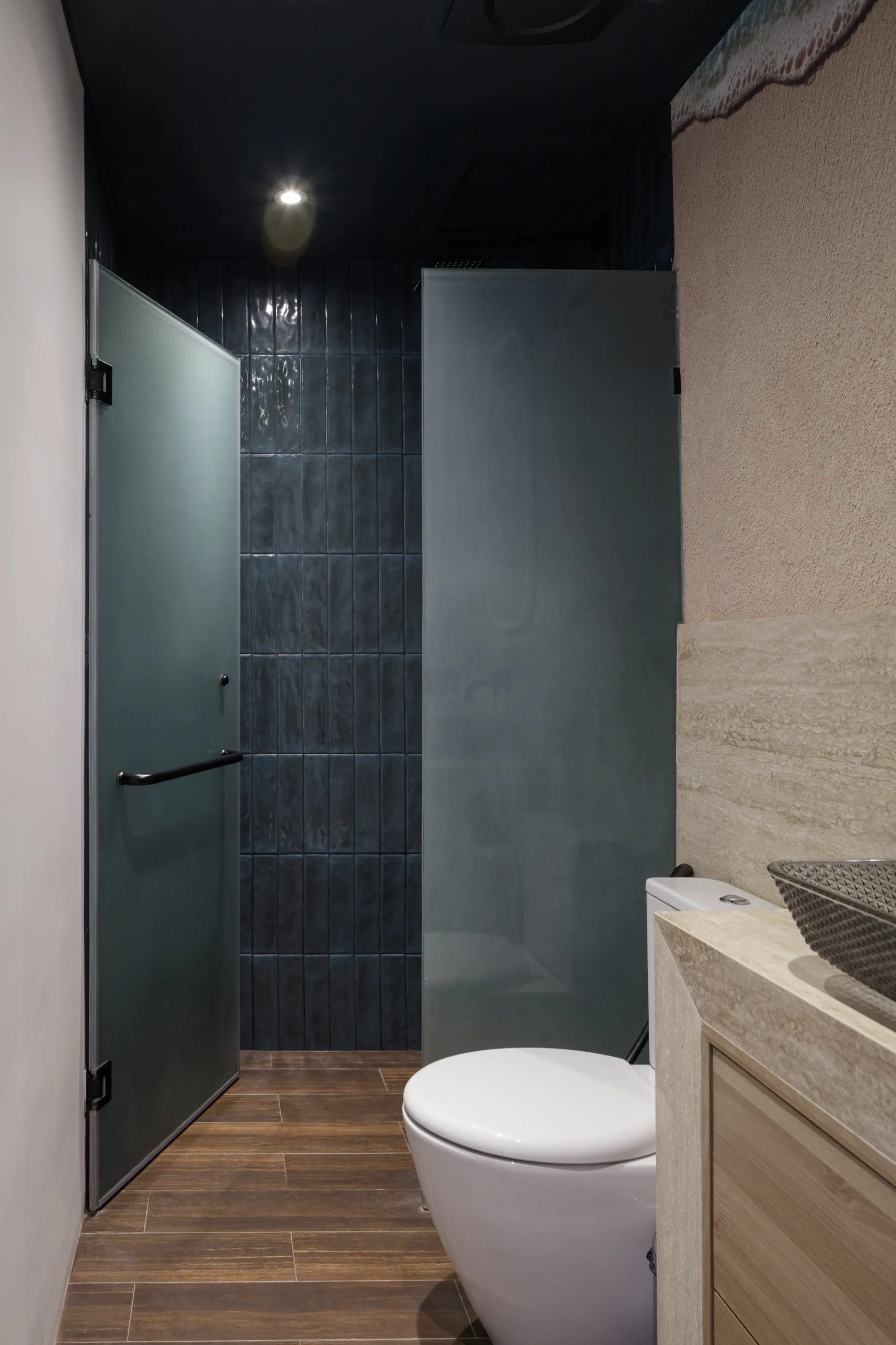 Signature Suite Balcony AVIATOR HOTEL — image 2