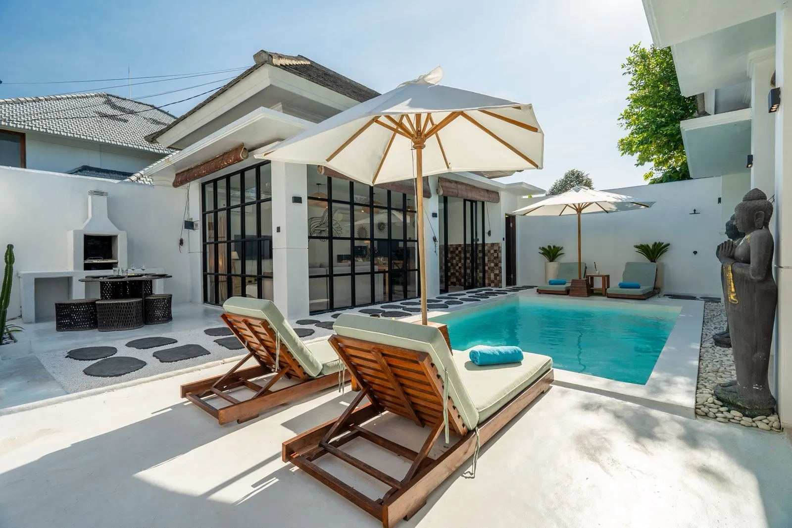 Villa For Rent 2 Bed In Padonan Tibubeneng Bali EK-3919