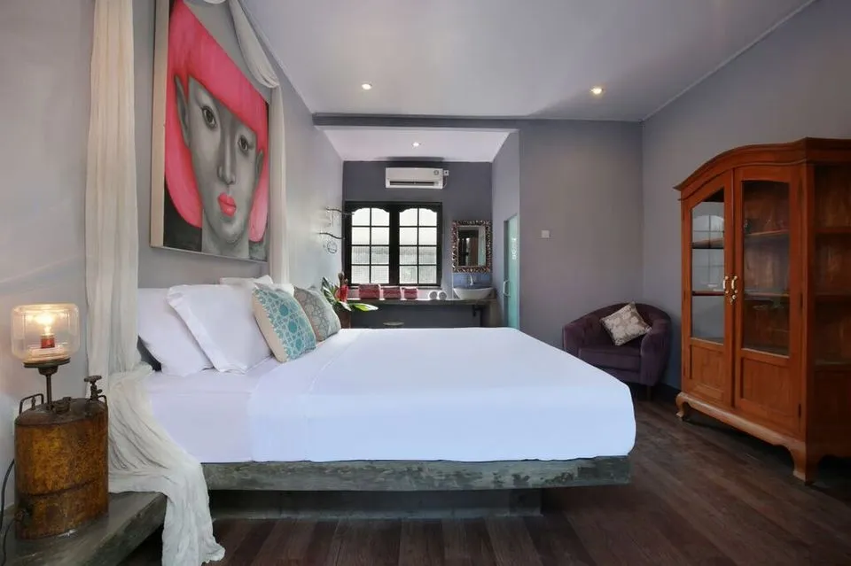 Batu Belig Canggu Villa - Best Value Walk to Beach & cafe del mar 3BR 26 mil p/m — image 4