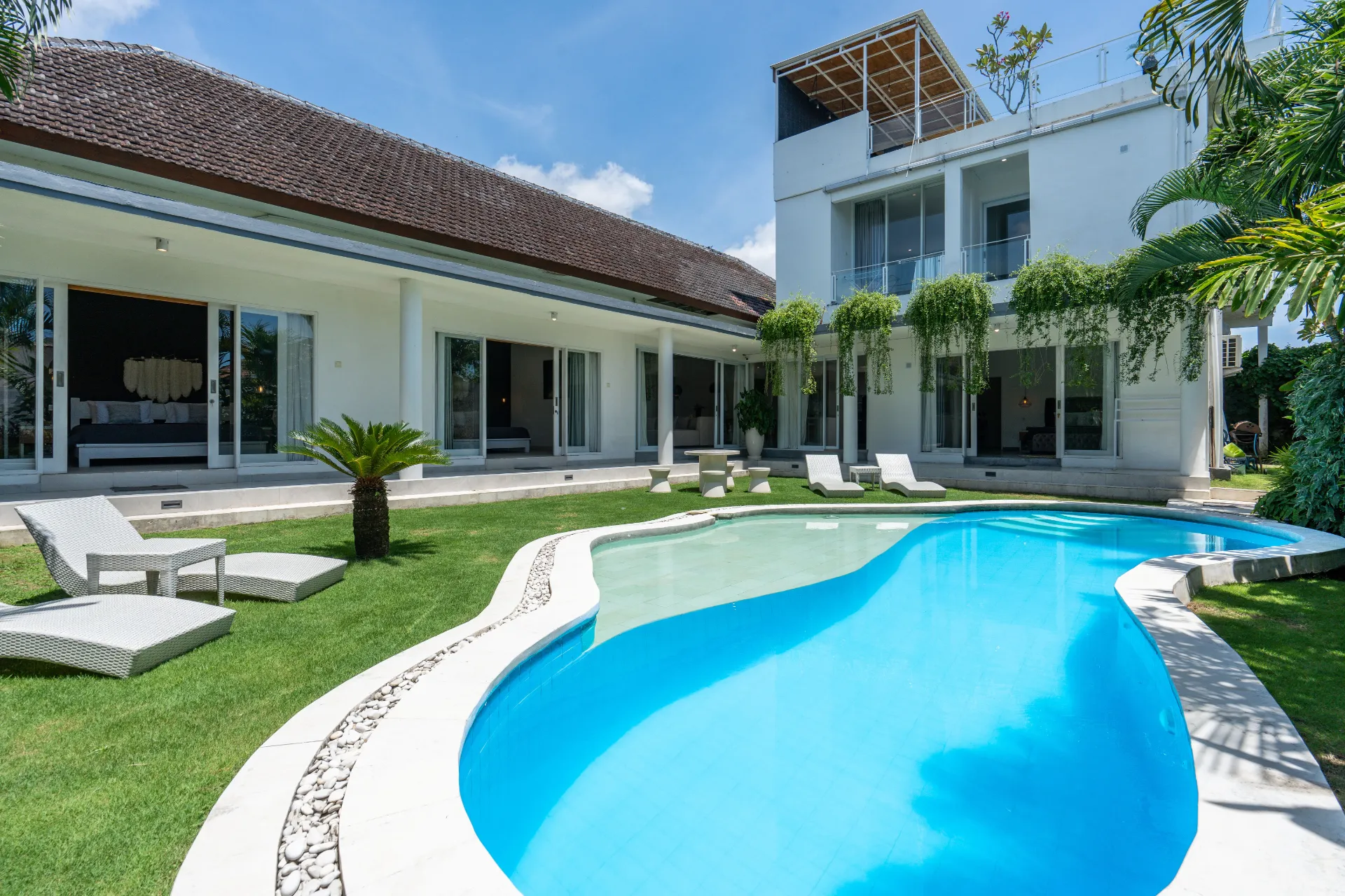 5BR Modern Villa in Canggu