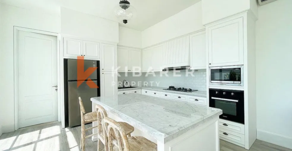 Three Bedroom Villa walking distance to Canggu Beach YRE5661 — image 3