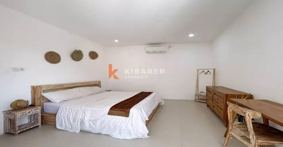 Stunning Two-Bedroom Enclosed Living Tropical Villa in Pererenan YRR3730 — image 2