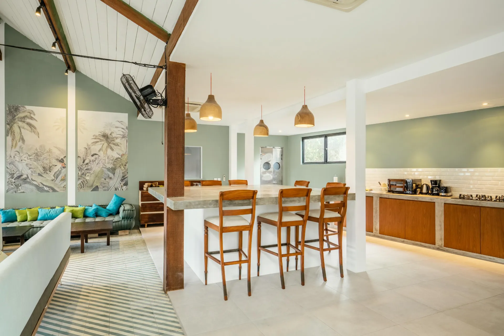 Trendy Studio Room in Batu Belig — image 4