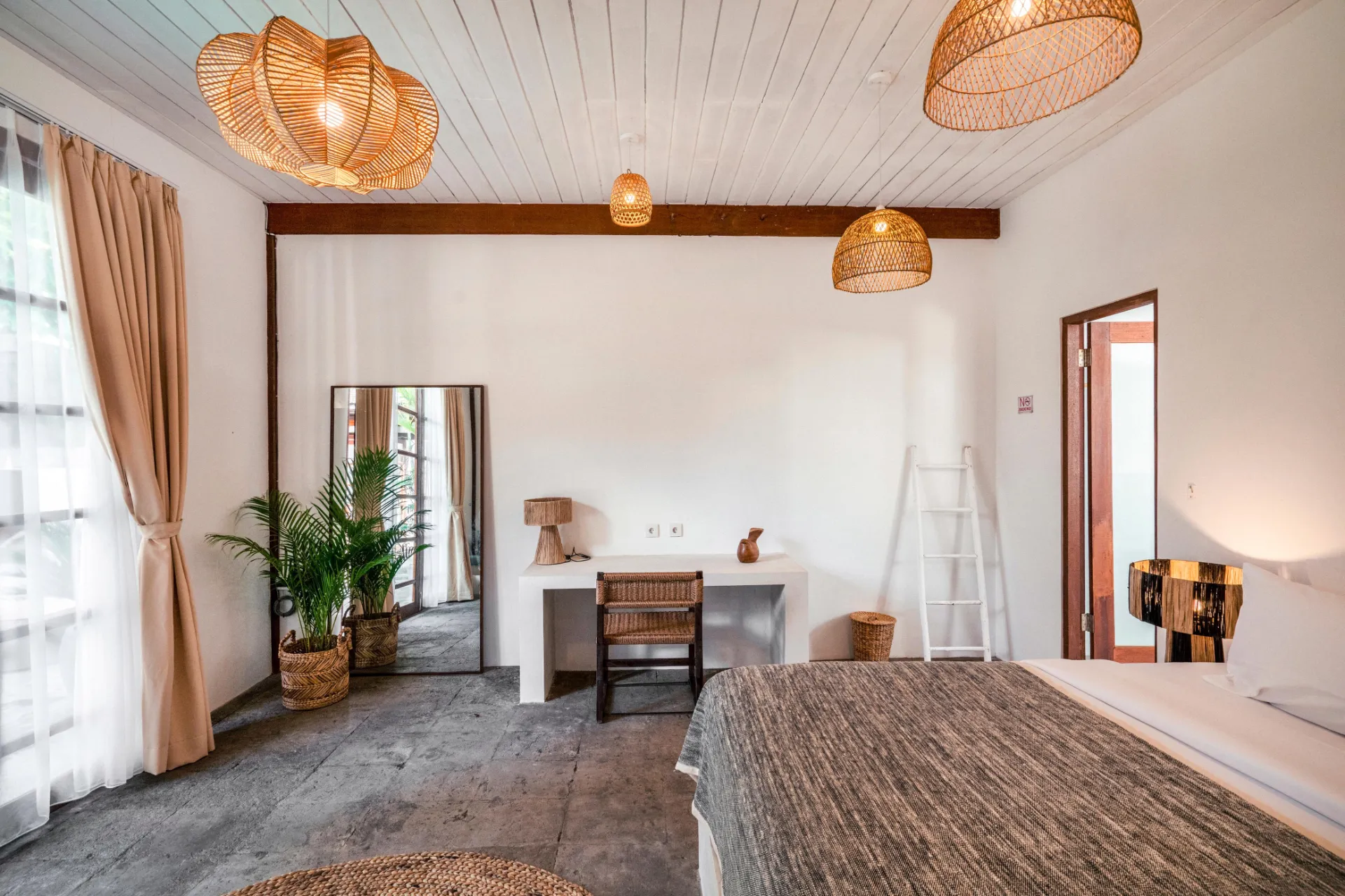 Trendy Studio Room in Batu Belig — image 2