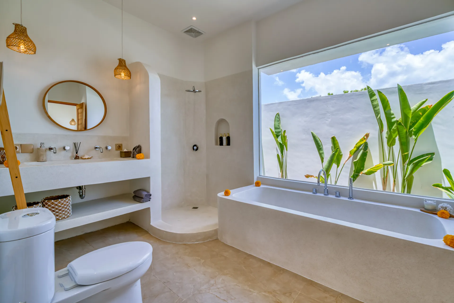 2 Bedroom Villa in Balangan — image 4