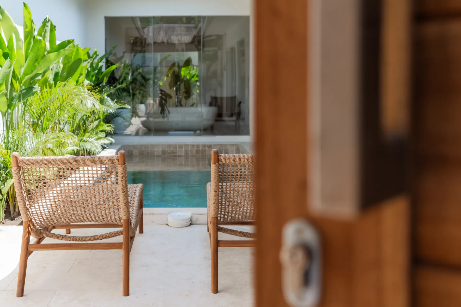 1 Bedroom + Office Villa at Melasti Beach — image 2