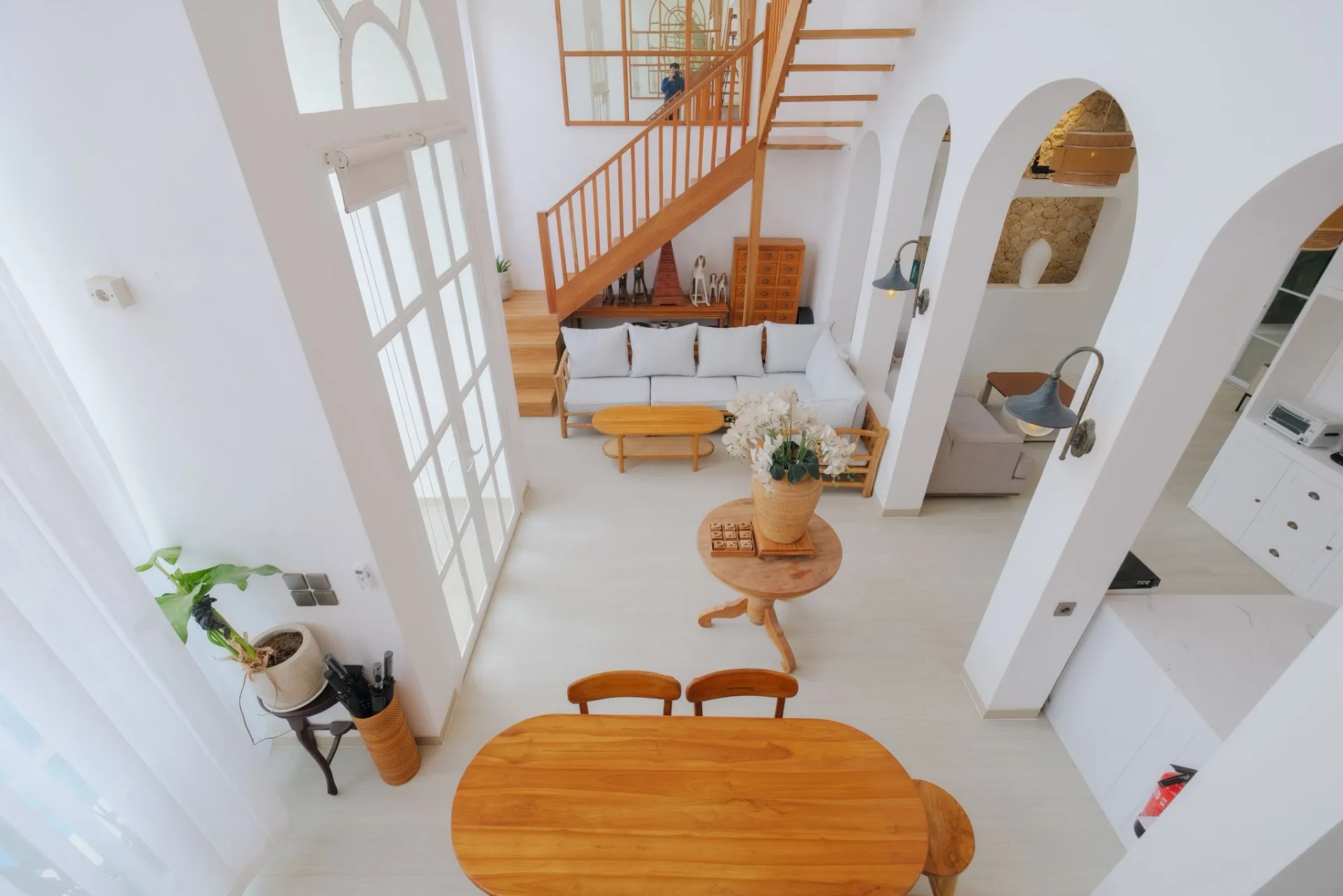 3 BEDROOM VILLA IN BERAWA IDR 55 MILL/MONTH — image 2